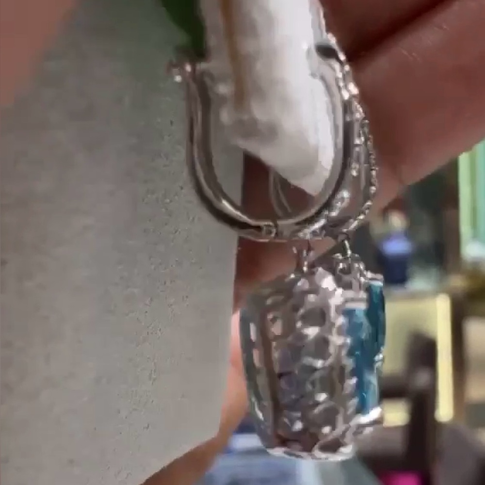 Elegant Blue and Silver Drop Earrings - Picture 3 of 4